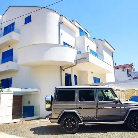 The Luxury Nest Zadar - Private Heated Pool Apartment Exterior photo